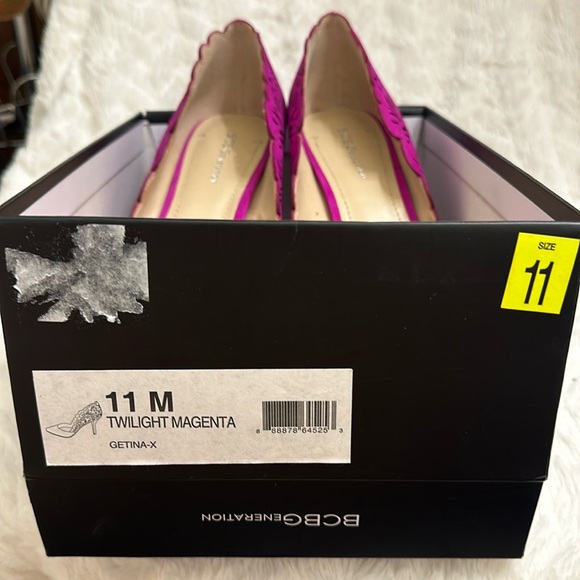 BCBGeneration magenta Heels - Picture 2 of 5
